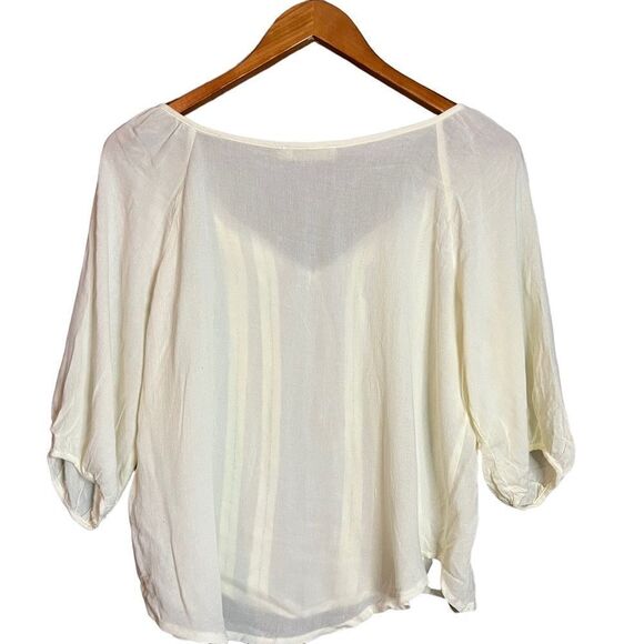 3 for $30! Elodie off white blouse. Size xs - Picture 9 of 10